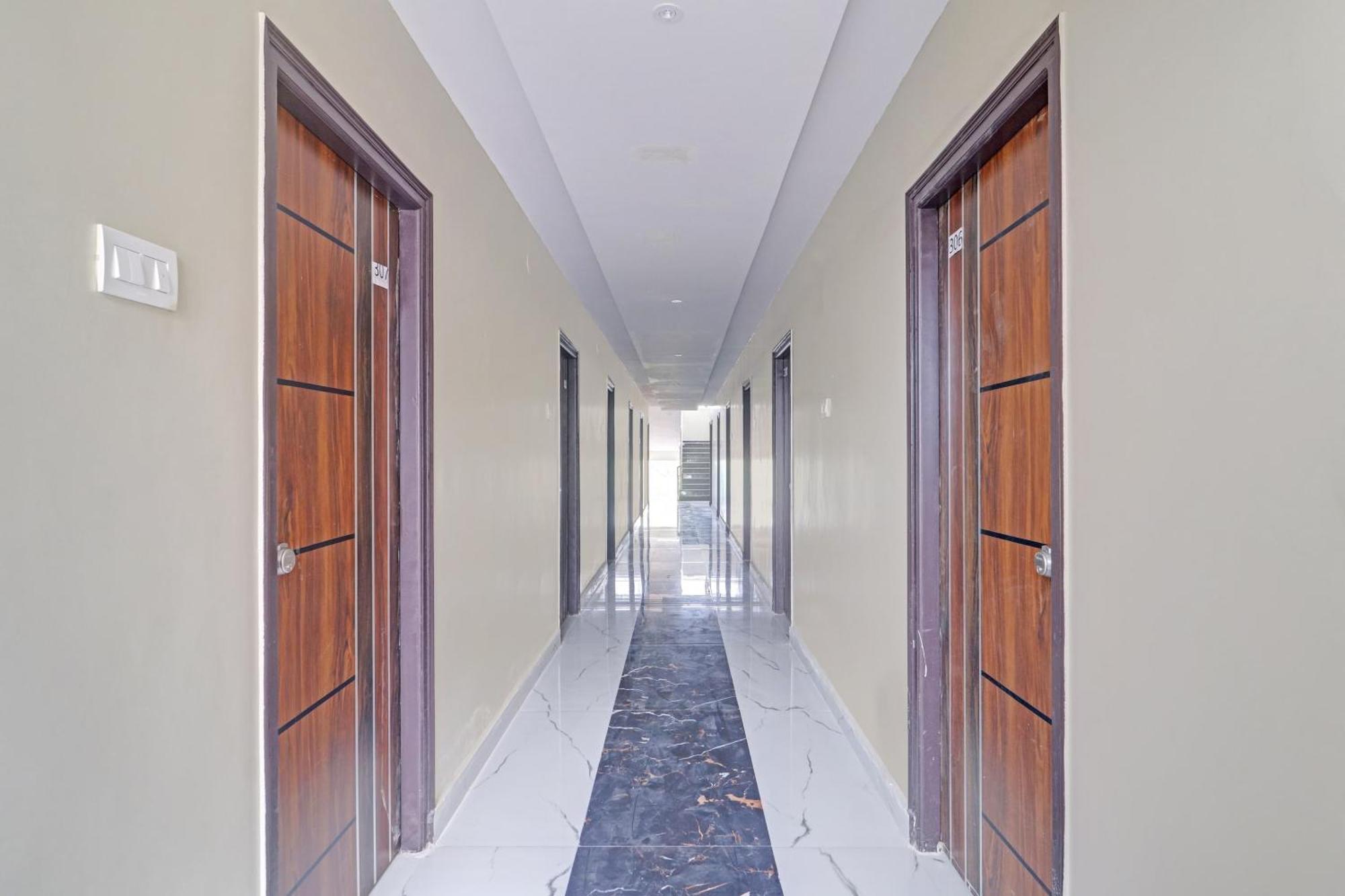 Hotel O Sv Grand Hyderabad Exterior foto